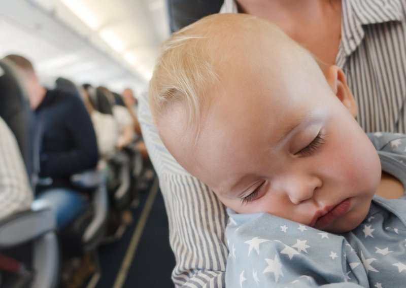 Kako u zrakoplovu izbjeći djecu koja plaču? Japanci imaju rješenje