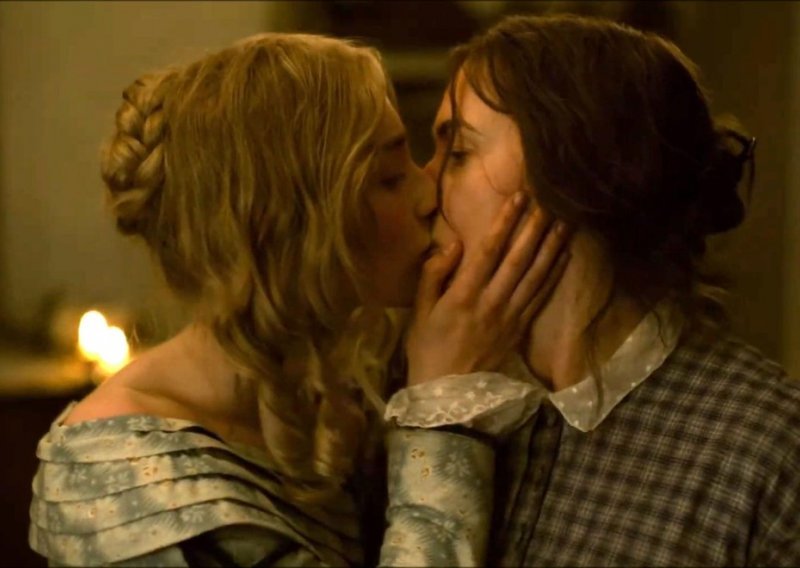 Vruće scene: Svi govore o poljupcu Kate Winslet i Saoirse Ronan u novom filmu
