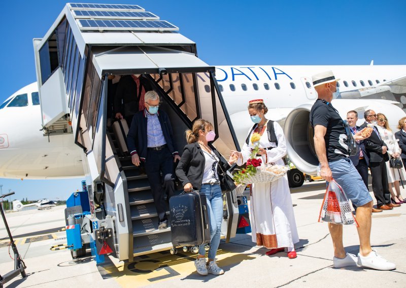 Travanj i početak ljetnog reda letenja sa više putnika u zračnim lukama