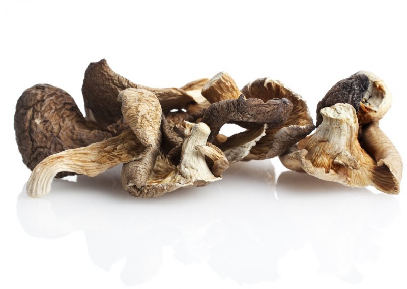 Sušene Shiitake gljive zbog neoznačenog alergena povučene s polica