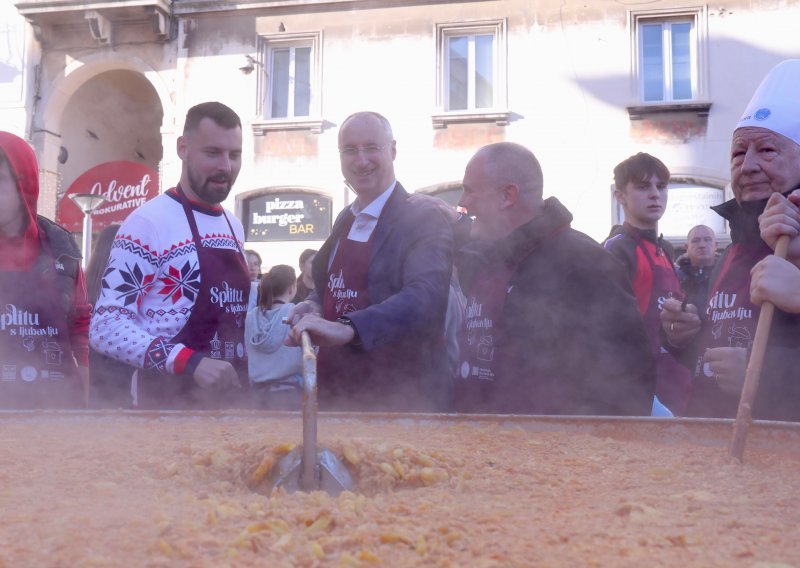 Puljak i volonteri podijelili 5000 porcija bakalara i fritula