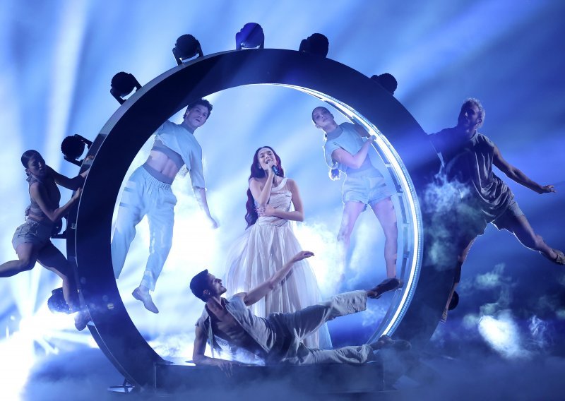 Izraelsku predstavnicu glasno izviždali na probi za drugu polufinalnu večer Eurosonga