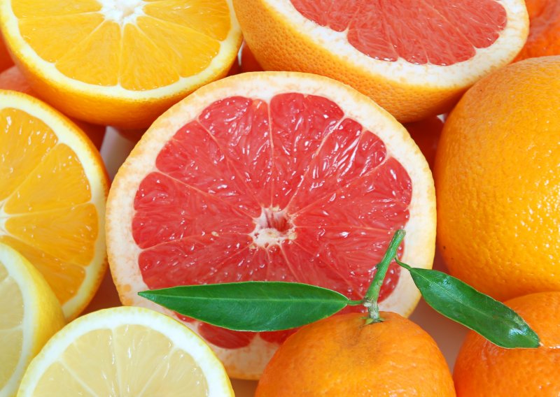 Naranče i grejp smanjuju rizik od moždanog udara