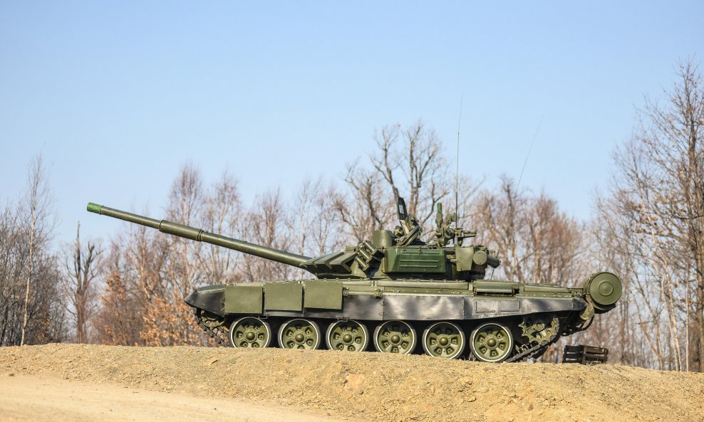 Tenk T-72