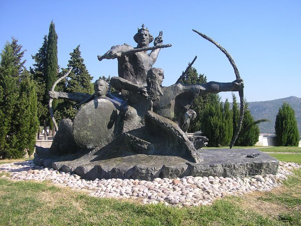 'Domagojevi strijelci', rad kipara Stjepana Skoke